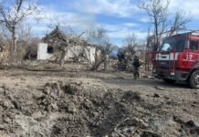 В Камышевасе из-под завалов дома, разрушенного КАБами, достали женщину