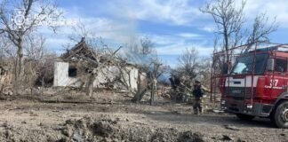 В Камышевасе из-под завалов дома, разрушенного КАБами, достали женщину