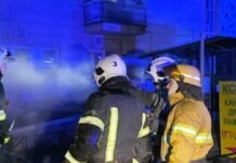 В Запорожье загорелся торговый киоск