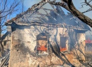 В Запорожском районе во время пожара в доме травмировалась женщина