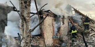 В Запорожье и районе после обстрелов произошло пять пожаров