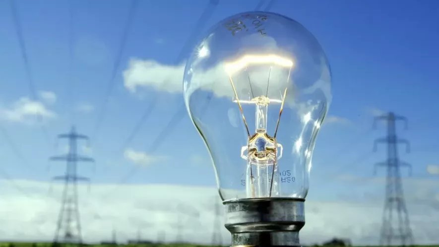 В результате вражеских обстрелов в Запорожском районе обесточено 8800 абонентов