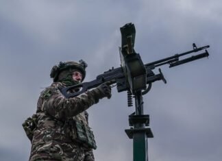 Удар баллистики и «прилеты» дронов: как ПВО отработала по воздушным целям россиян