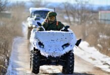 Мирноград обходят с флангов: РФ готовит окружение и массово бросает в бой квадроциклы