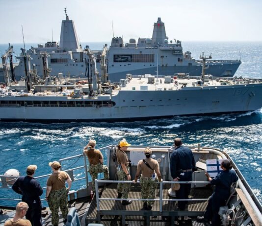 В США признали неготовность к закрытию Ираном Ормузского пролива, — CNN