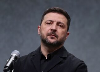 Уход ВСУ с Донбасса сохранит Путину от 300 тысяч до миллиона солдат, — Зеленский