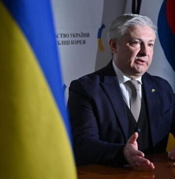 В Украине появился спецпосол по вопросам военнопленных и пропавших без вести: что он будет делать