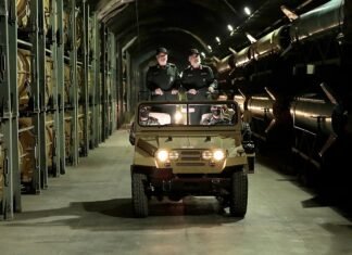 США атакуют впустую: Иран восстанавливает ракетные шахты за считанные часы