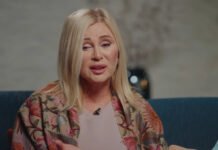 «И суток не прошло»: певица-путинистка Цыганова только зашла в MAX и сразу стала жертвой мошенника (фото)