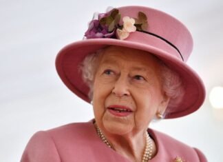 Британская семья опубликовала клятву Елизаветы II, которую она дала в 21 год (видео)