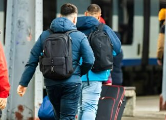 Больше всего в Германии: в ЕС более 1,4 млн мужчин 18-64 имеют временную защиту, — СМИ