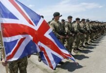 Сотни британских солдат, служащих на объектах повышенной секретности, слили данные через фитнес-приложение (фото)