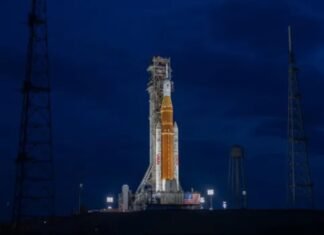 Впервые за 50 лет: NASA запускает миссию «Артемида II» — люди полетели к Луне (фото, видео)