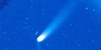 Комета C/2025 R3 приблизилась к Земле и «включила» второй хвост: что произошло (видео)