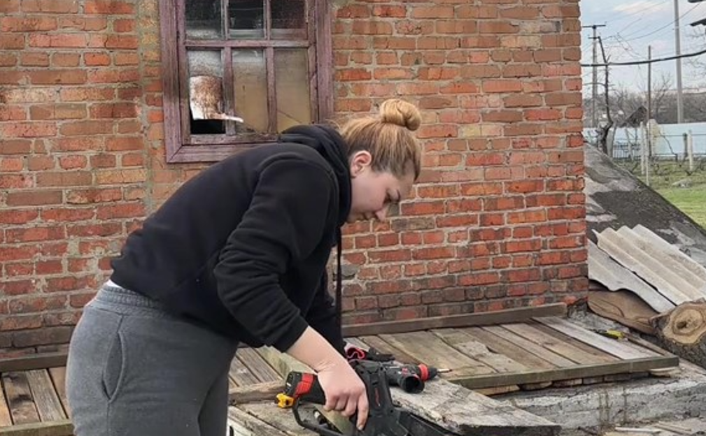 «Теперь жалею»: украинка продала квартиру ради дома в селе, но что-то пошло не так