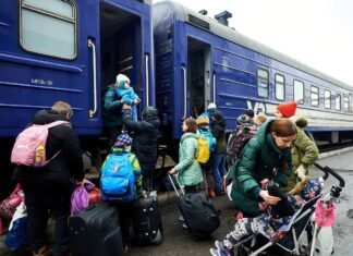 Если «Шахед» за 50 км до поезда: Лещенко рассказал, когда «Укрзалізниця» эвакуирует пассажиров