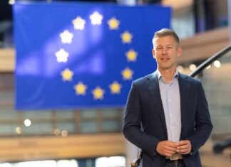 В частности разблокирование кредита для Киева: ЕС выдвинул Мадьяру 27 условий для разморозки €35 млрд, — FT