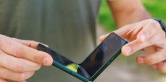 Новий Razr 70 Ultra розкрили повністю перед презентацією: нові фото