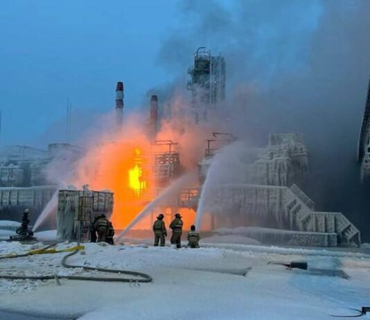 Миллиард долларов сгорел за неделю: украинские дроны уничтожают нефтяные доходы Кремля, — СМИ