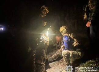 В Ровно мужчина во время проверки пытался взорвать гранаты: он оказался в статусе СЗЧ (фото)