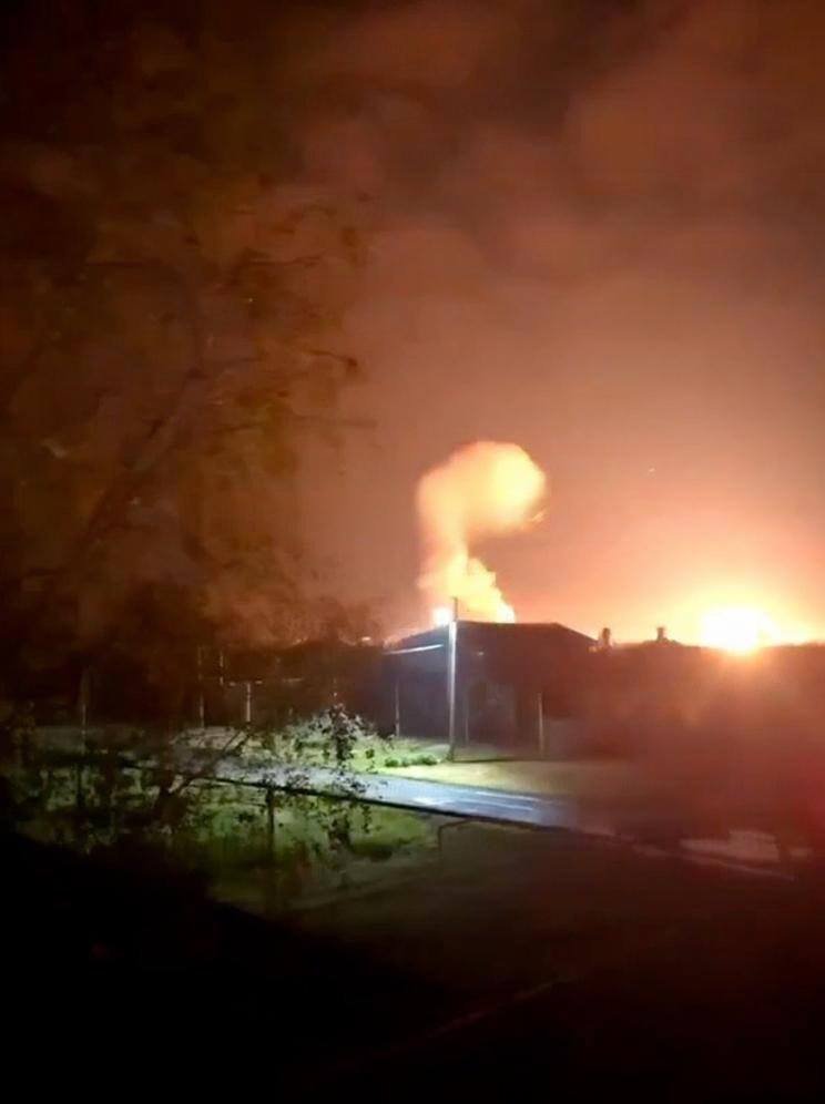 БПЛА атаковали Новочеркасск: под удар попала воинская часть ВС РФ, — соцсети (видео)