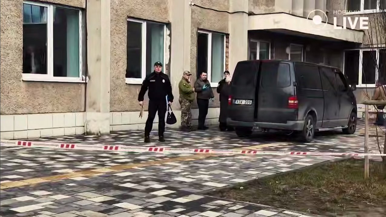 Нападение на военного ТЦК во Львове: СМИ узнали имя погибшего (фото)