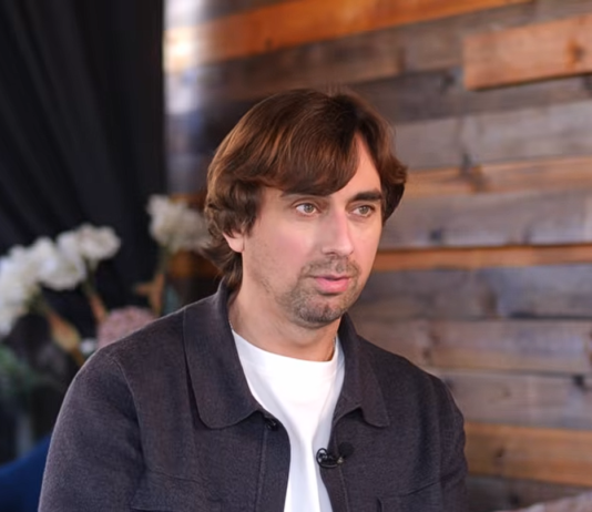 «Должен оправдать»: звезда фильма «Довбуш» Гнатковский рассказал о своем бронировании (видео)