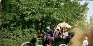 Привезли в 1897 году: эксперты нашли единственное сохранившееся фото самого первого авто в Киеве