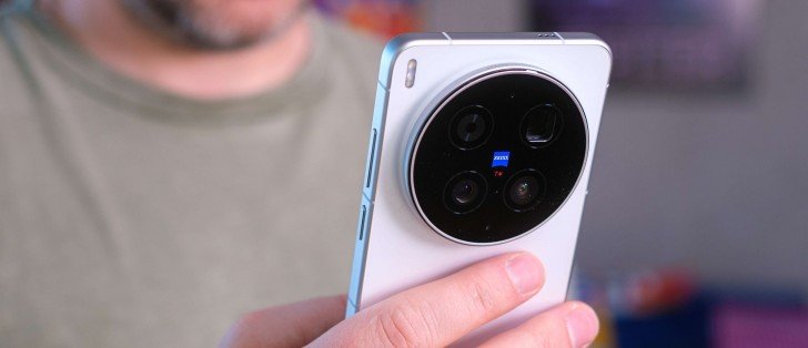 Vivo X300 Ultra вийшов у Європі — ціна доходить до €3 000