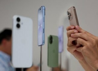 Apple планує продавати iPhone ще понад 50 років