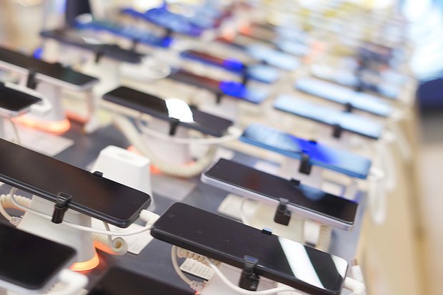 Фахівці назвали найкращі недорогі смартфони