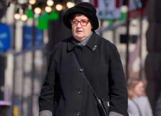 Пенсионеры теряют по 570 гривен надбавки: в ПФУ указали на главную ошибку