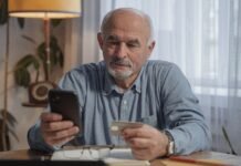 Не все дождутся повышения: ПФУ ввел изменения для пенсионеров в 2026 году