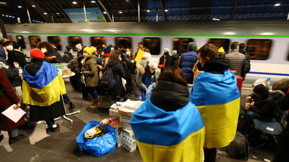 Более строгие правила для украинцев с временной защитой: что изменится в Чехии