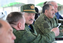«В том числе дача Лукашенко»: военные эксперты раскрыли, что может быть среди 500 целей Украины в Беларуси