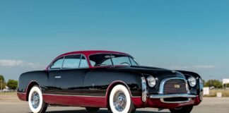 Элегантный эксклюзив: старый 73-летний Chrysler оценили в миллион долларов (фото)