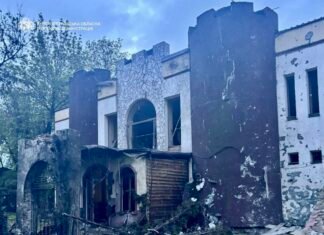 Дроны РФ целый день атакуют Днепропетровскую область: повреждены дома и религиозное учреждение