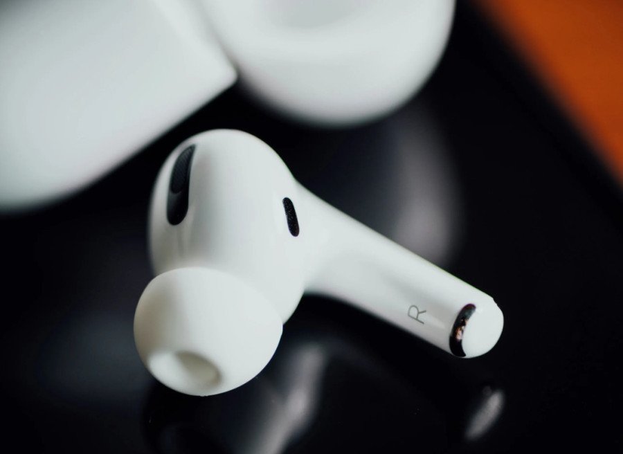 Більше не просто навушники: AirPods Pro можуть отримати секретну функцію, яку розробляли чотири роки