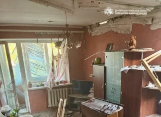 Россияне утром атаковали Днепр: повредили пятиэтажный жилой дом (фото)