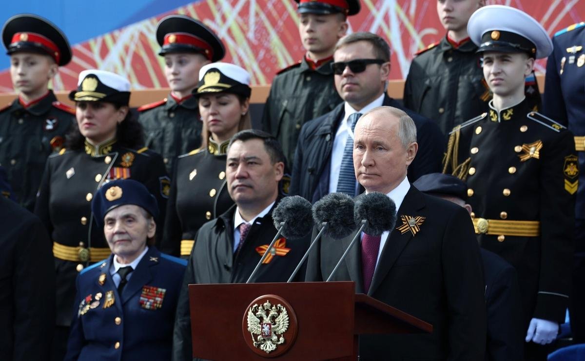 Самый опасный момент для Путина: как парад Победы 9 мая превращается в позор побежденного