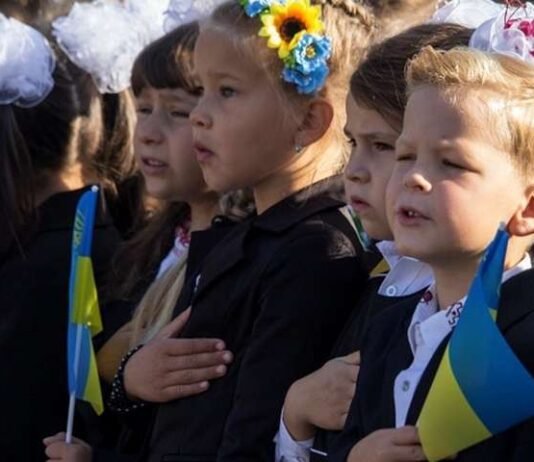 Помощь на детей в Украине теперь будут платить по-новому: что изменится