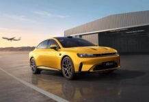 Мощный и недорогой аналог Camry: самый большой Smart поступает в продажу (фото)