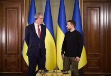 Называл «мистером Бином под кайфом»: Бессент советовал Трампу не пускать Зеленского в Белый дом, — The Guardian
