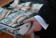 От ₴1000 до $127 миллионов: расследователи установили, какие нардепы и фракции самые богатые