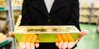 Цены на золото выросли более чем на 11 000%: как изменилась стоимость доллара за 55 лет