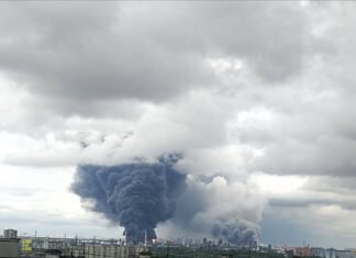 Показывали «инцидент с автобусом»: на российском ТВ проигнорировали самый массированный удар по Москве