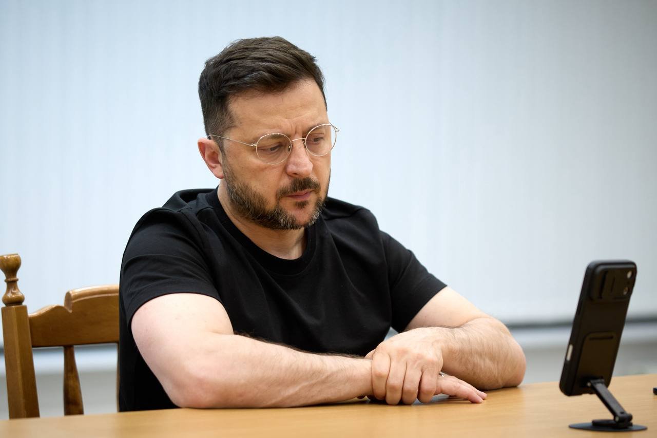 «Дать толчок дипломатии для завершения войны»: Зеленский провел переговоры с посланцами Трампа
