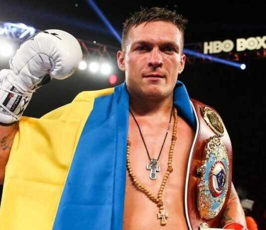 Усик заявил, что отказывается от всех своих поясов: что известно (видео)