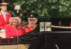 «Я в беде»: эксперт по чтению по губам раскрыла, что король Чарльз III сказал Камилле на параде