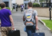 Новые правила в ЕС: когда украинским мужчинам могут отменить автоматическую защиту